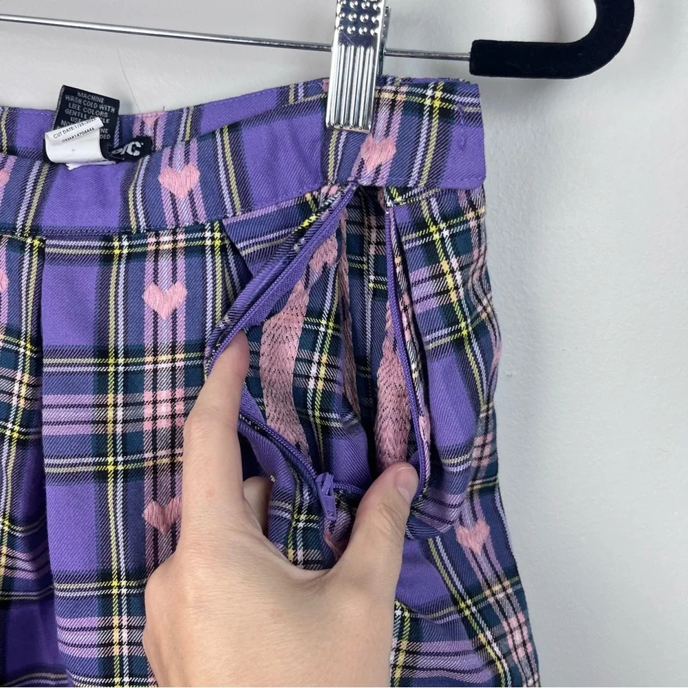 HOT TOPIC Skater Purple Plaid Pink Embroidery Hearts School Girl Skirt Large